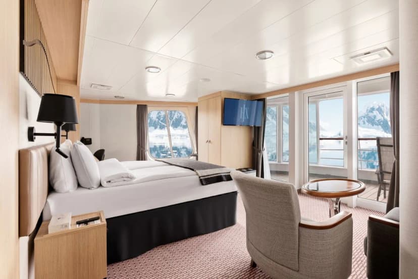 MG | Grand Suite with balcony