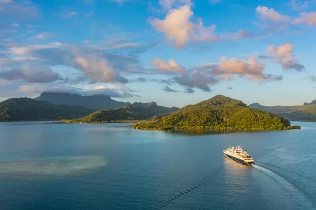 French Polynesia’s Society Islands: Emerald Peaks and Turquoise Lagoons
