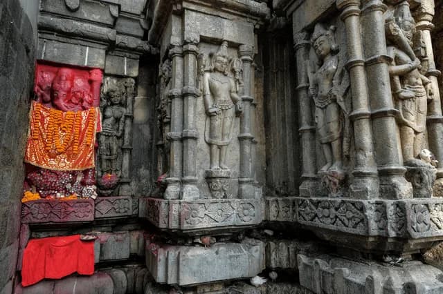 India by Land and River: Taj Mahal, Safaris and the Brahmaputra
