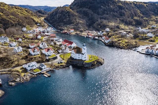Norway, Sweden and Denmark: Nordic Flavors and Scenic Landscapes