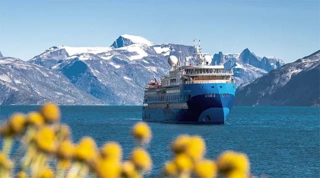 Svalbard Circumnavigation: The Ultimate Arctic Quest