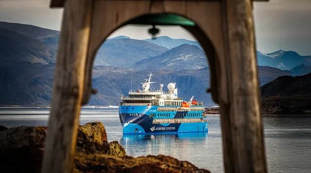 Greenland to Iceland Arctic Explorer