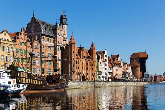Iconic Capitals & Towns of the Baltic