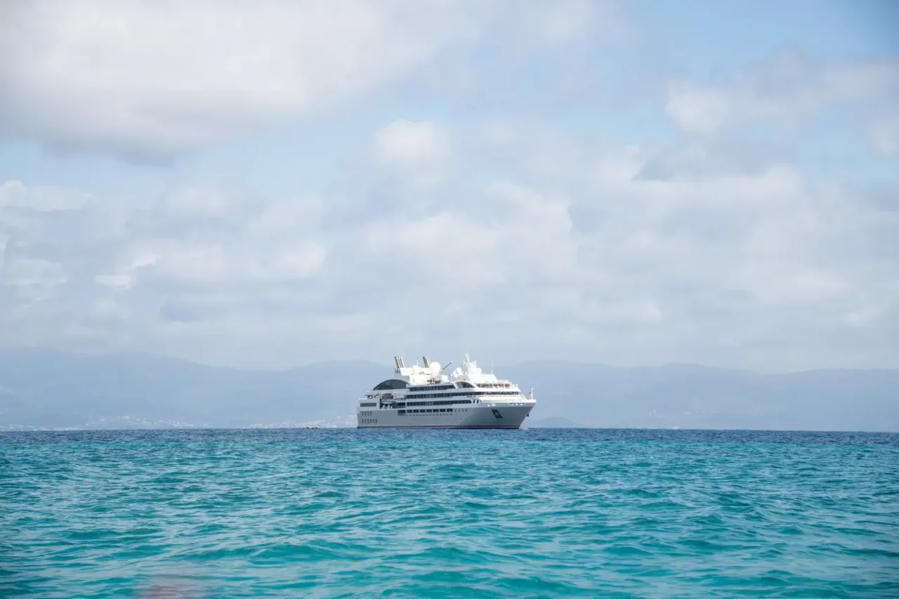 French Art-de-Vivre at Sea