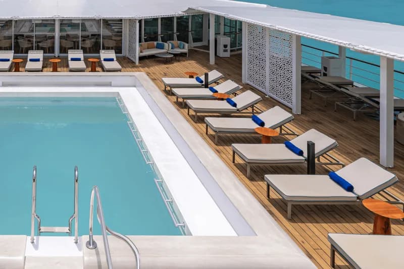 Lounges and bars
