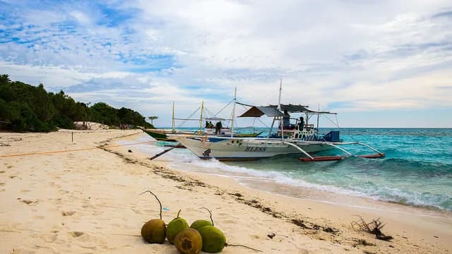 Wild islands and Philippine horizons