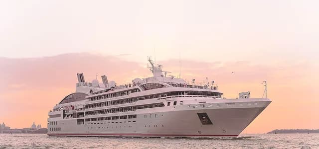 Ocean Voyage: Ushuaia - Buenos Aires