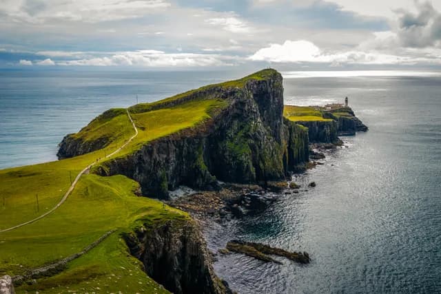 Scotland to Spitsbergen: Puffins, Sea Ice and Wildlife