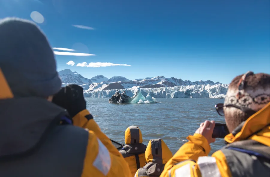 Ice, Wildlife and Adventure in Spitsbergen