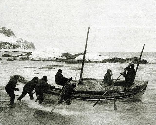Follow Shackleton’s Route: Explore the Historic Weddell Sea