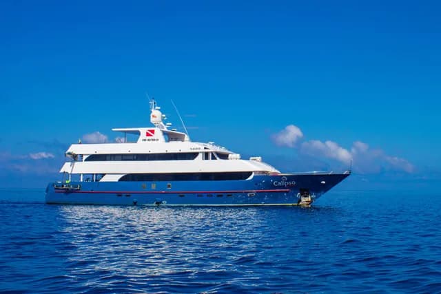 8-Day Galápagos Cruise A · Calipso