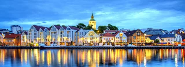 24-Day Fjords, Folklore & Canada Fall Foliage