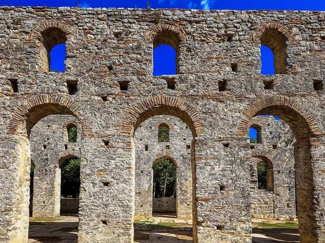 14-Day Dalmatian Delights & Grecian Gems