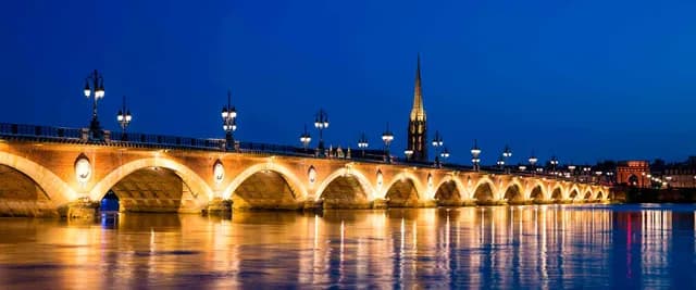 Beautiful Bordeaux & Unforgettable Douro