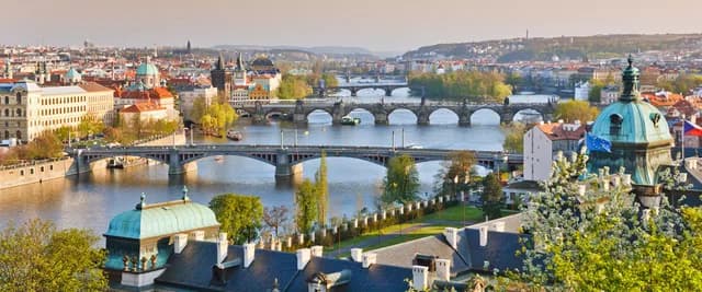 Danube Christmas Markets with Prague