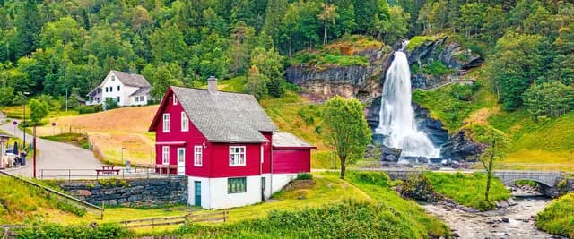 Scandinavian Discovery & Norwegian Fjords - Cruise & Land Journey