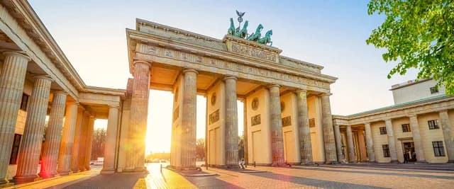 Castles & Vineyards of the Rhine & Moselle with Berlin
