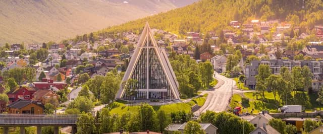 Ultimate Voyage: Norwegian Fjords, Svalbard & the Arctic Circle