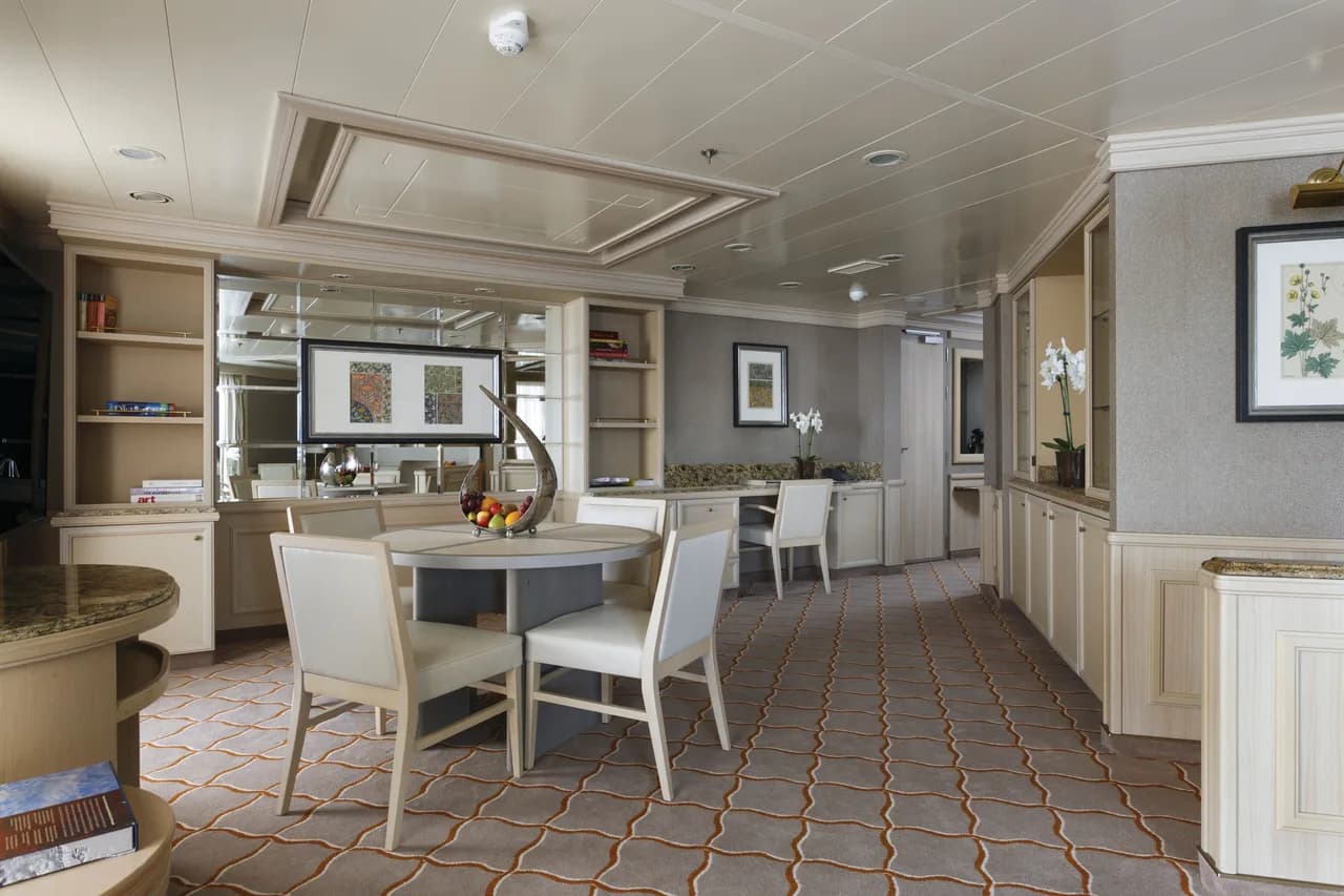 Grand Suite (2 bedrooms)
