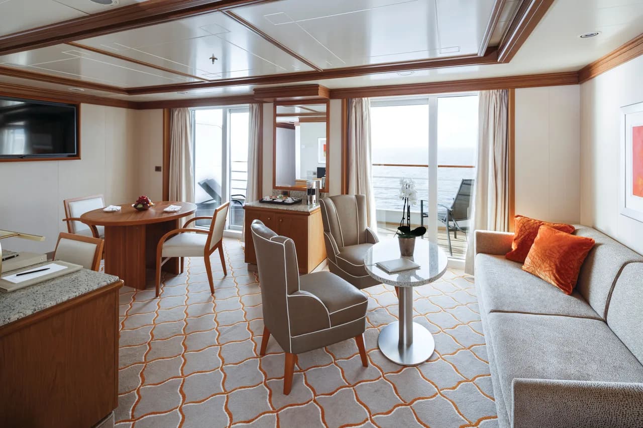 Silver Suite (2 bedrooms)