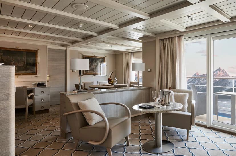 Owner's Suite (2 bedrooms)