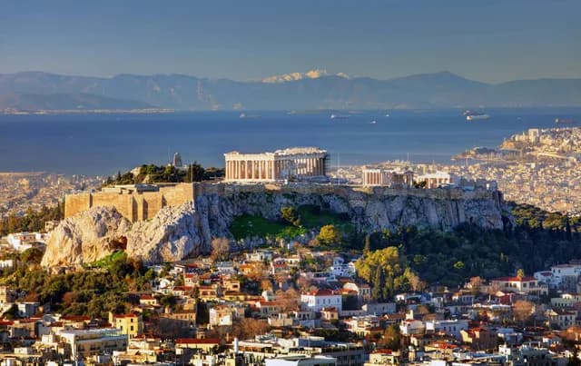 Athens (Piraeus) to Athens (Piraeus)