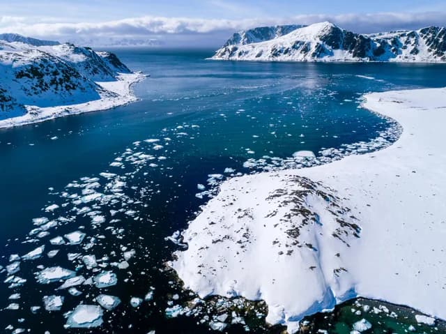 Longyearbyen to Tromsø