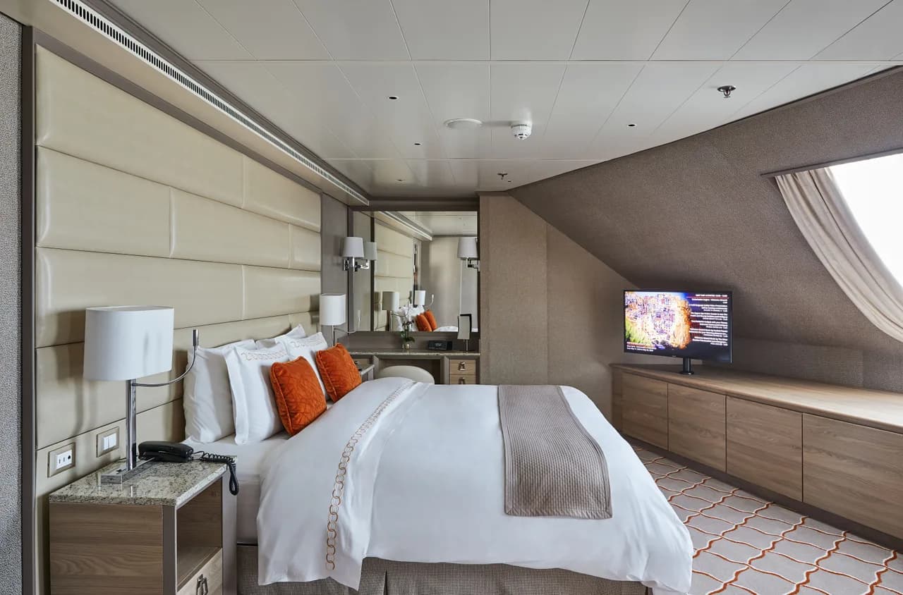 Royal Suite (2 bedrooms)