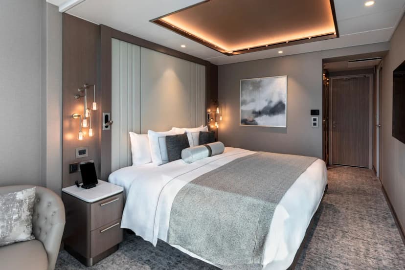Signature Suite