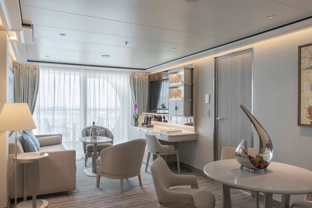 Junior Grand Suite