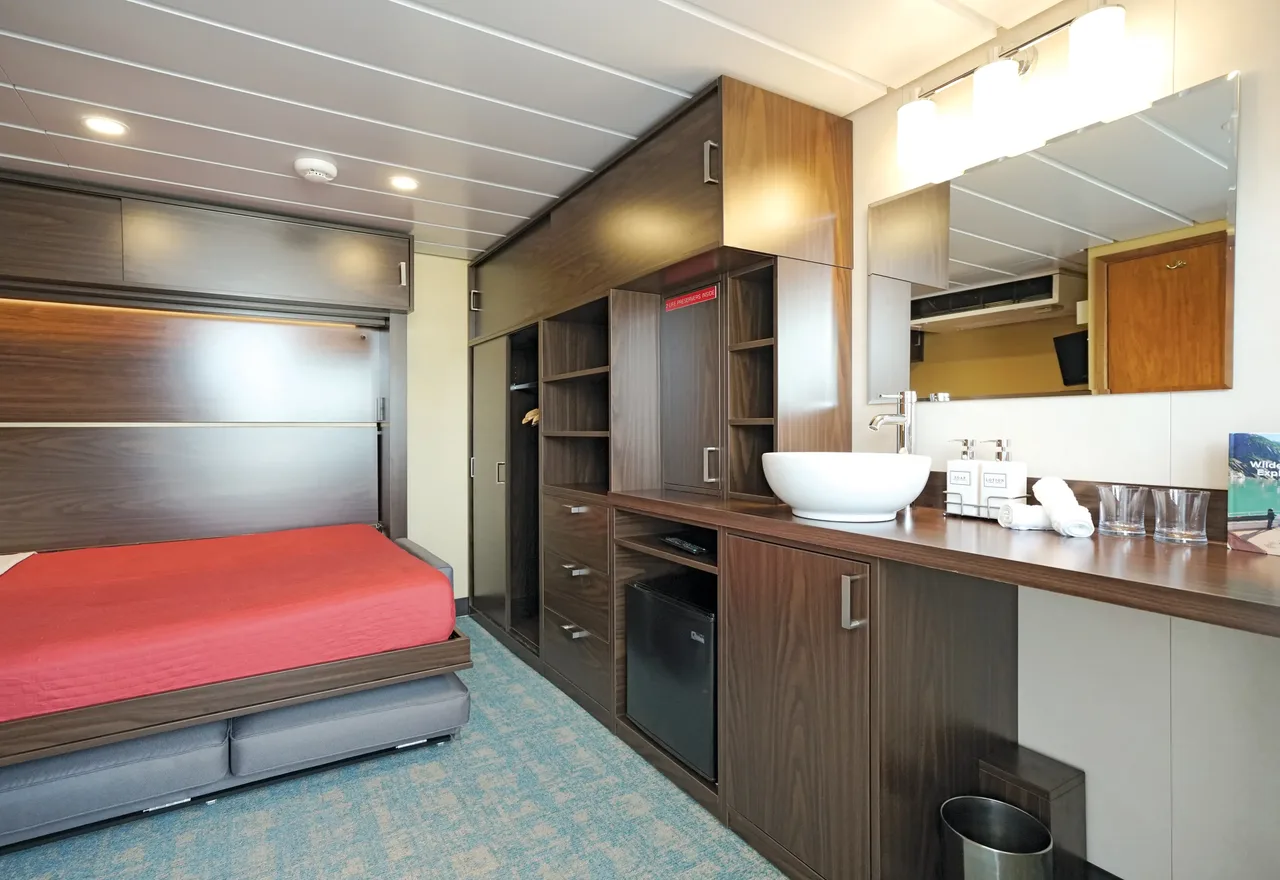 Admiral Cabin