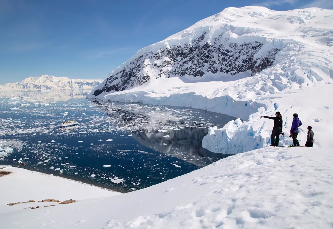 Antarctica & Us – The Human History of a Unique Continent