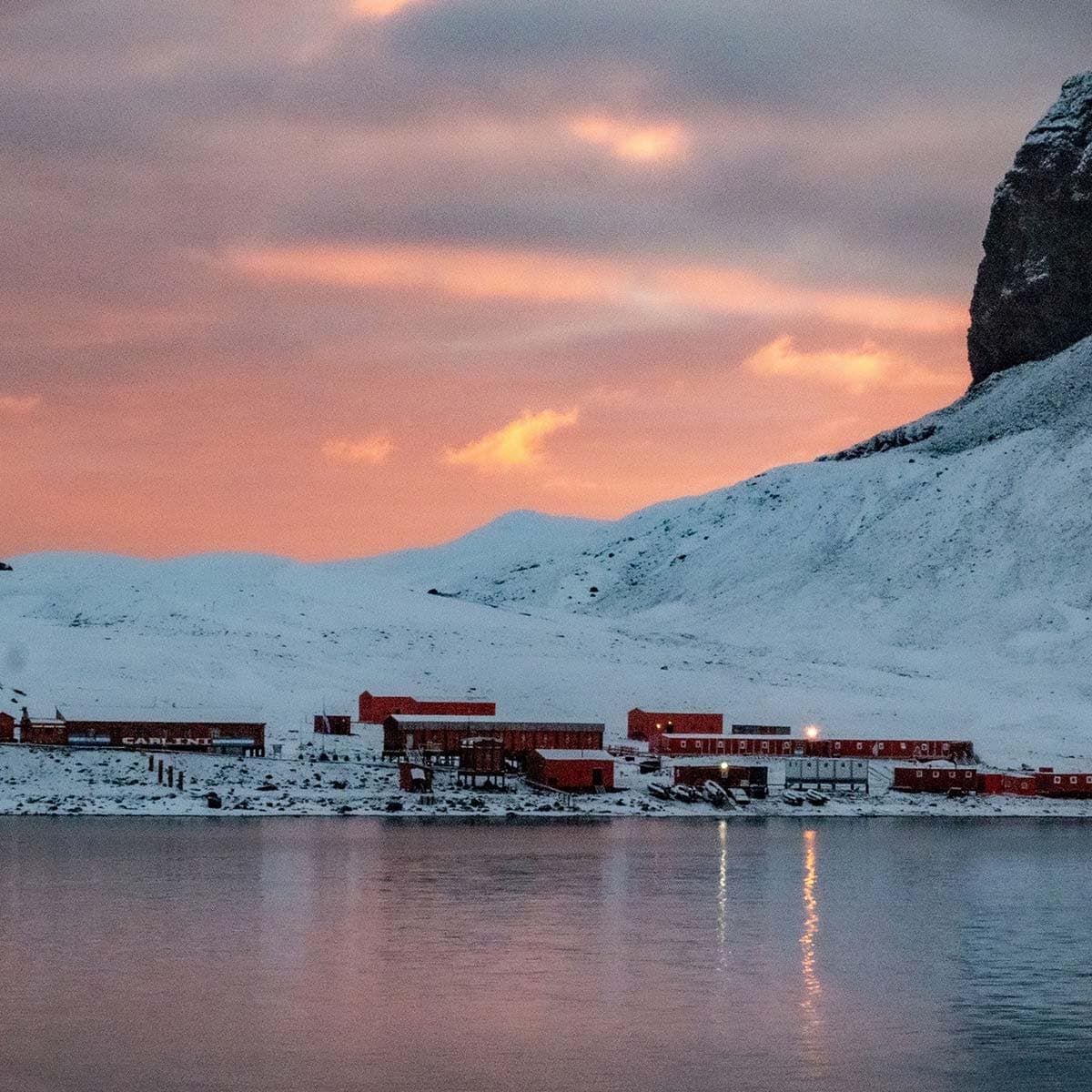 5 Research Stations You Can Visit in Antarctica