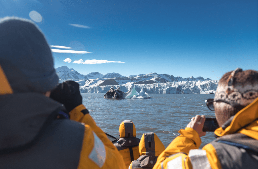 Ice, Wildlife and Adventure in Spitsbergen
