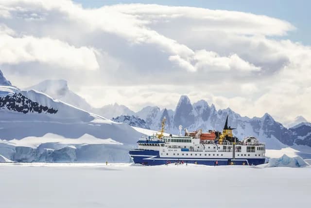 Antarctica & South Georgia Air-Cruise