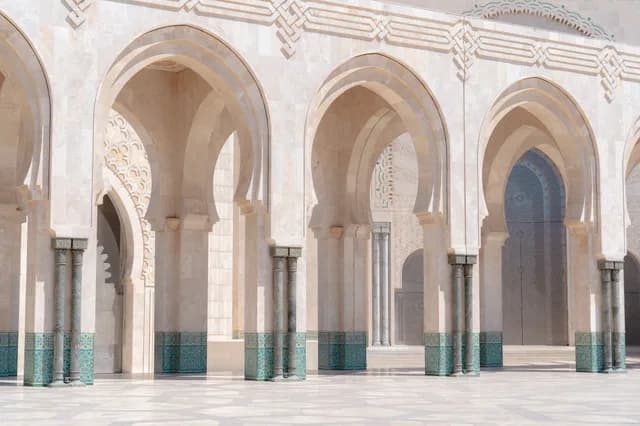 A Journey of Beguiling Landscapes & Enchanting Mediterranean Delights