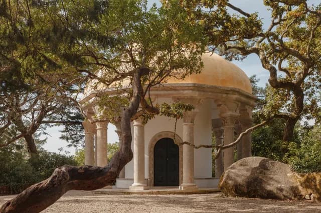 A Journey from Lisbon’s Light to Andalusia and Morocco’s Cultural Crossroads