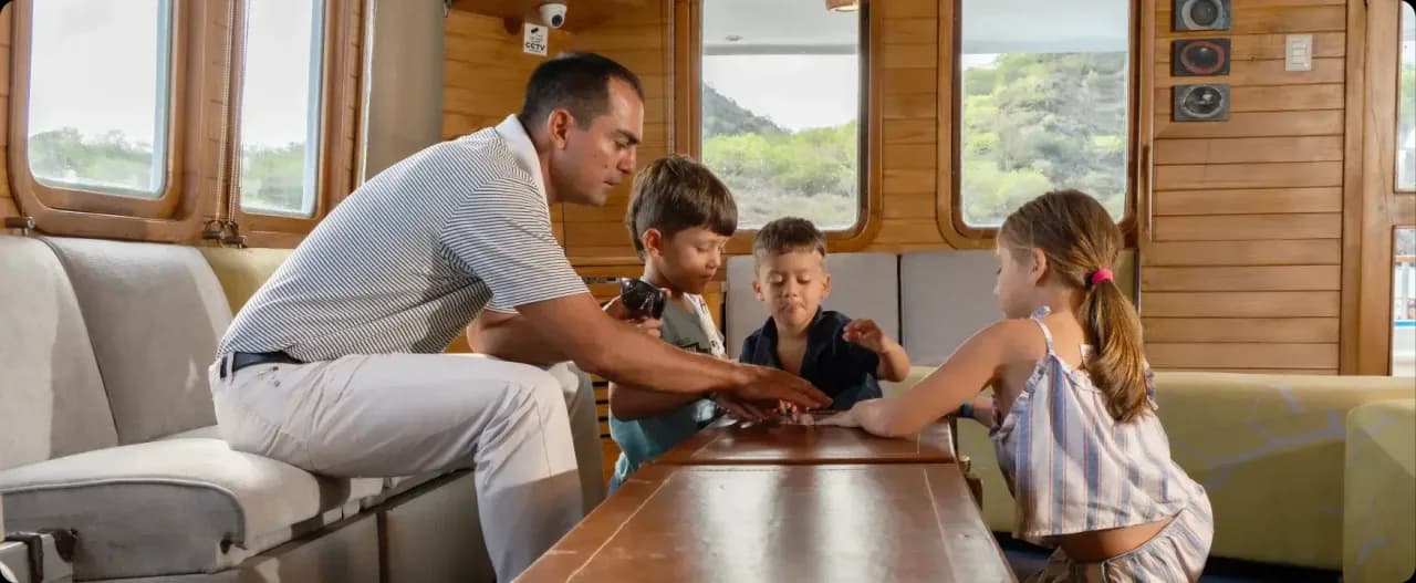 Family-playing-at-Coral-Yachts