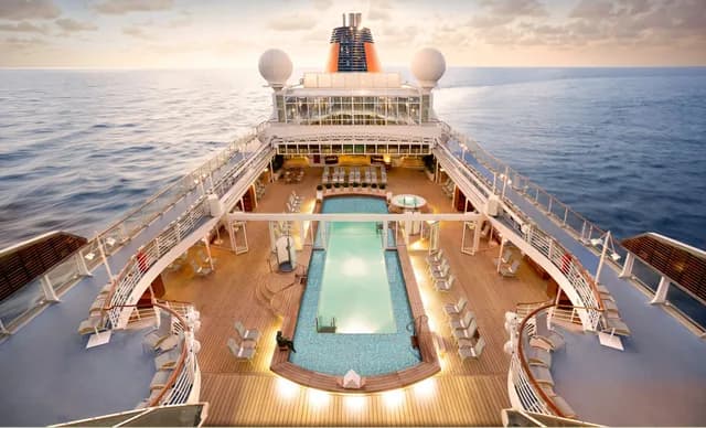 Relaxation deluxe on the Atlantic