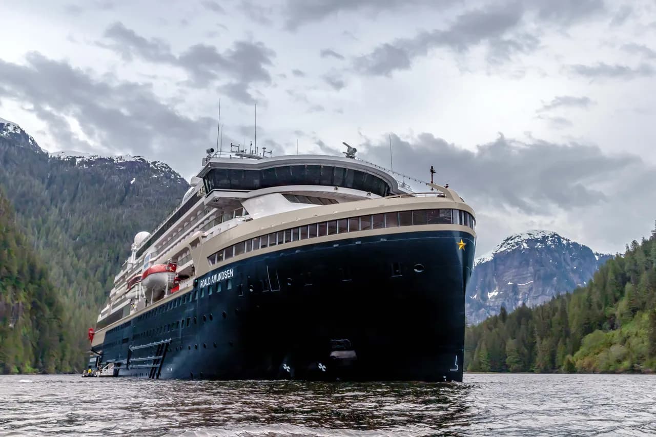 Why do ships have godmothers?