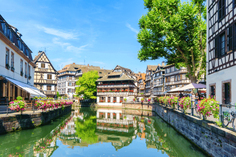 Rhine River: Castles, Culture and Culinary Delights