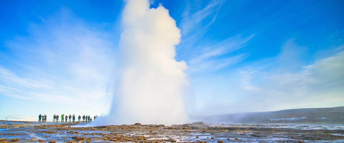 High Arctic Wonders & Iceland Discovery - Cruise & Land Journey