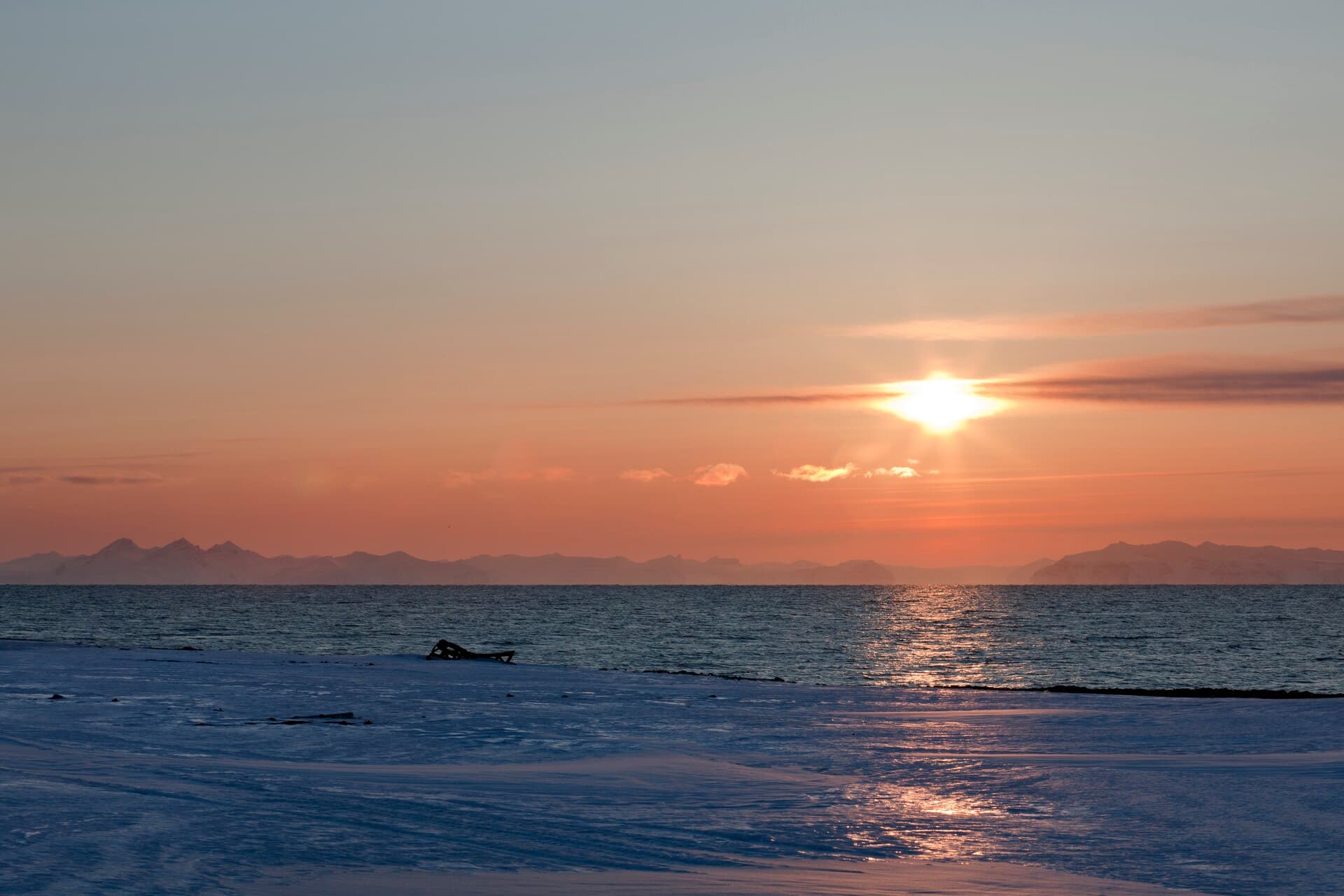 svalbard-midnight-sun-03287-hanne-feyling